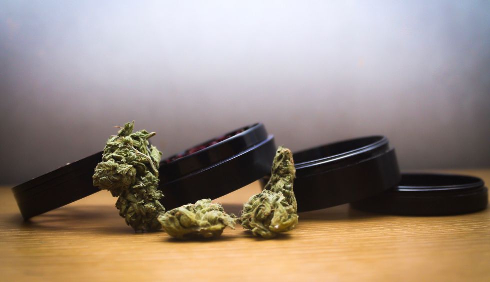 Are you looking to buy pot online Canada? Learn how to find dispensaries, avoid scams, & get quality weed delivered safely & discreetly.
