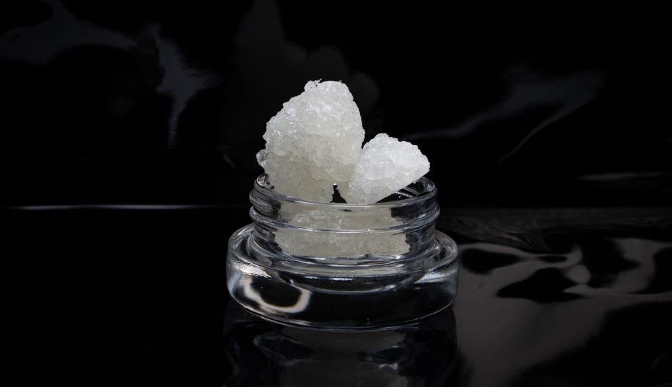 THC diamonds are a super-potent pot concentrate that will get you higher than many other weed products. Buy affordable THC diamonds today!