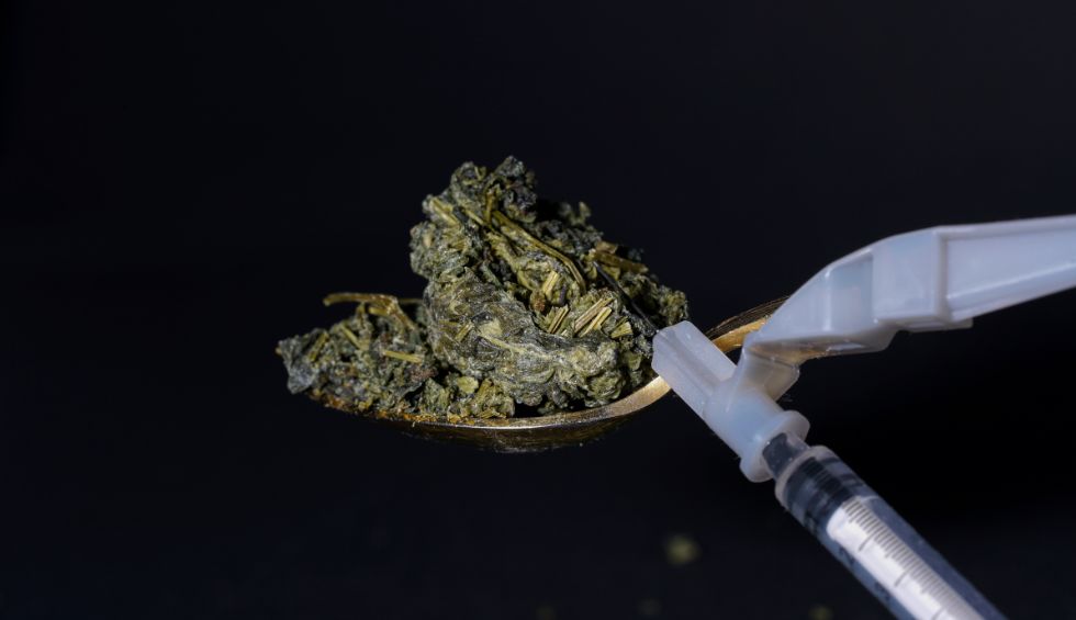 As mentioned earlier, the Pink Kush strain features a rich terpene profile that makes it aromatic and flavourful.
